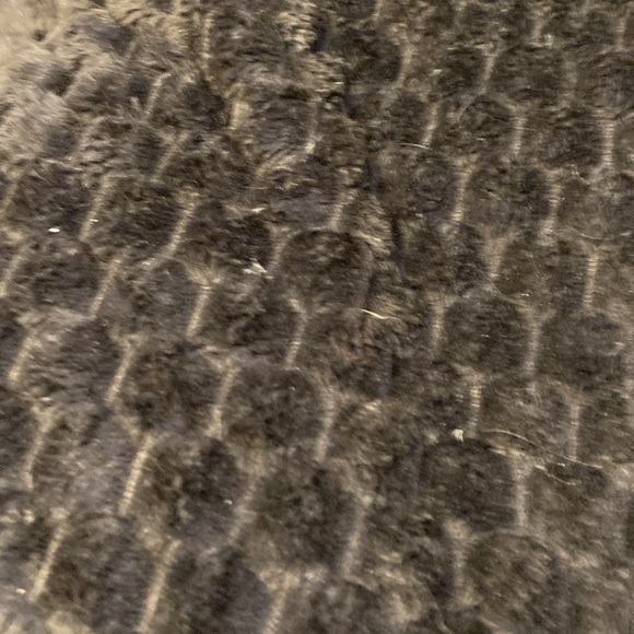 💙final price accepted 💙 Faux mink pants . - Picture 3 of 6